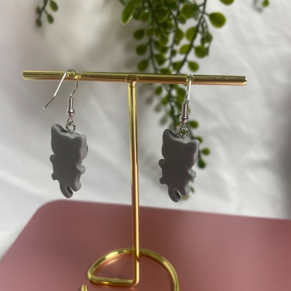❤️ FREE Cat Kitten Animal Drop Trendy Girly Paw Modern Art Pop Artsy Earrings - Picture 3 of 5